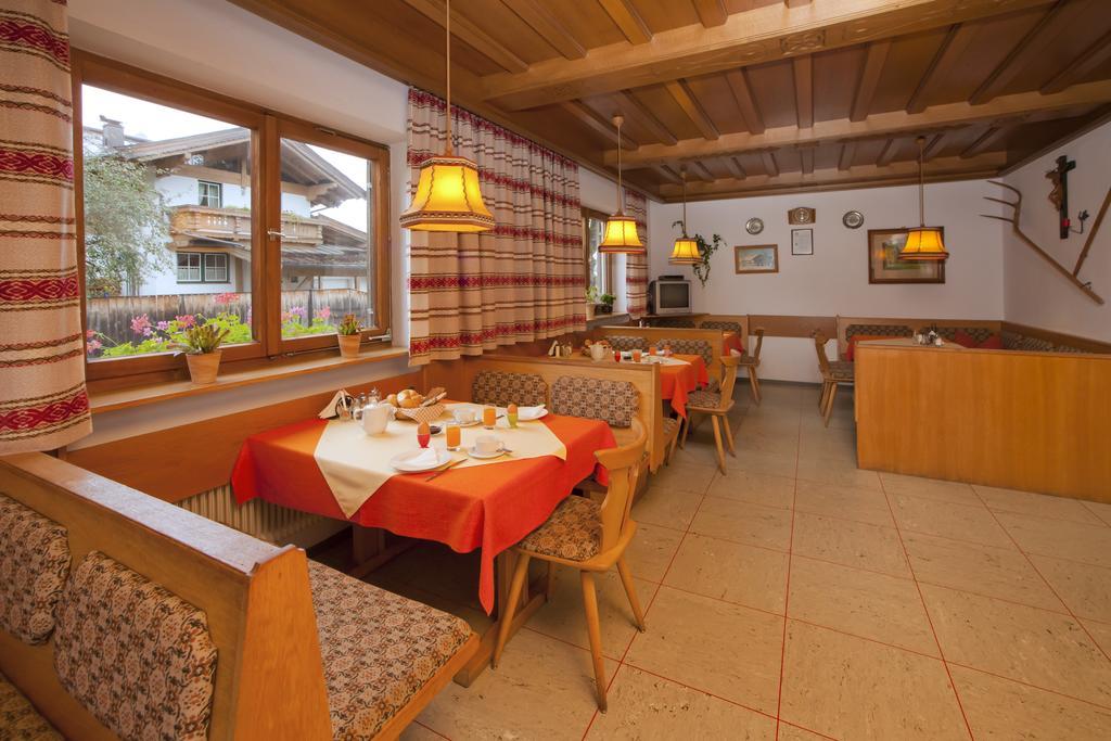 Bed And Breakfast Pension Foidl Oberndorf in Tirol Exterior foto