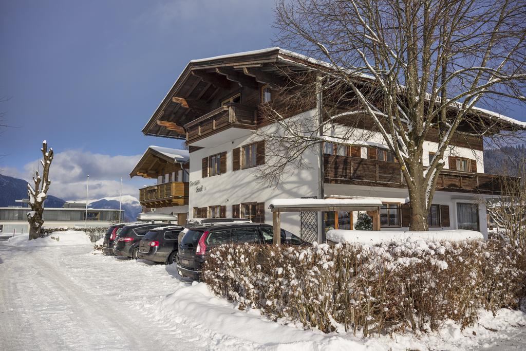 Bed And Breakfast Pension Foidl Oberndorf in Tirol Exterior foto
